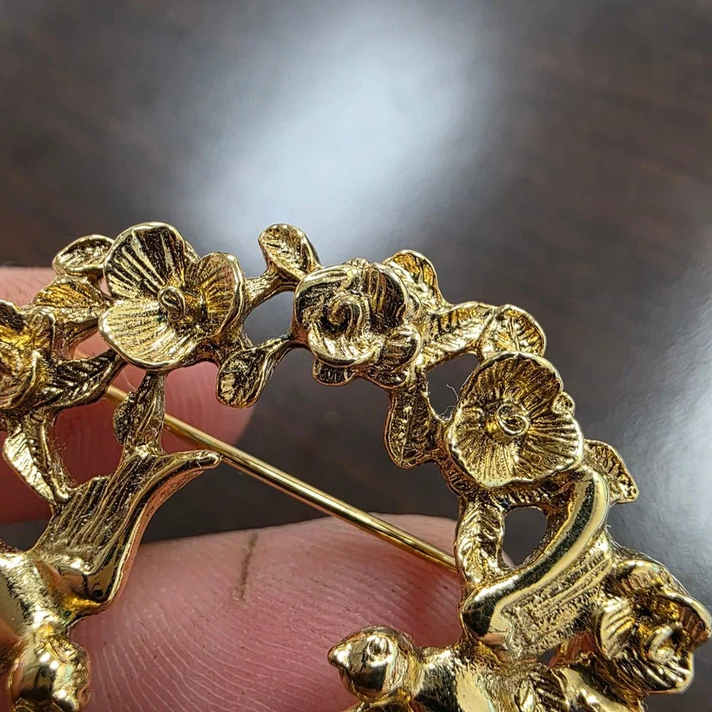 Vintage Gold Tone Bird and Rose Wreath Brooch Pin Nature Inspired Floral Wreath